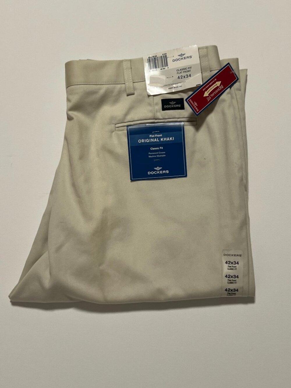 Dockers Classic Fit Dress Pants NWT Flat Front Beige Men's size 42x34 Brand New